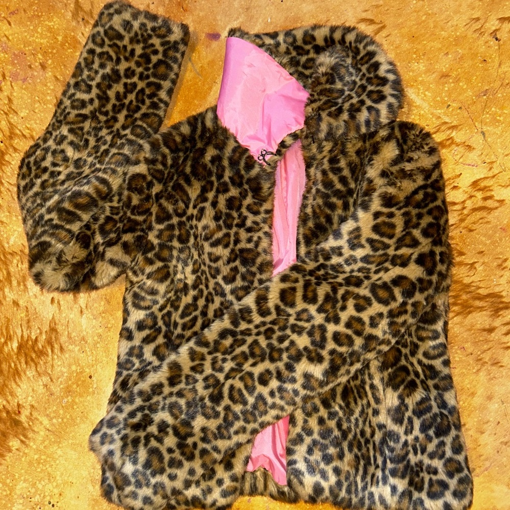 Vintage old h&m leopard jacket faux fur